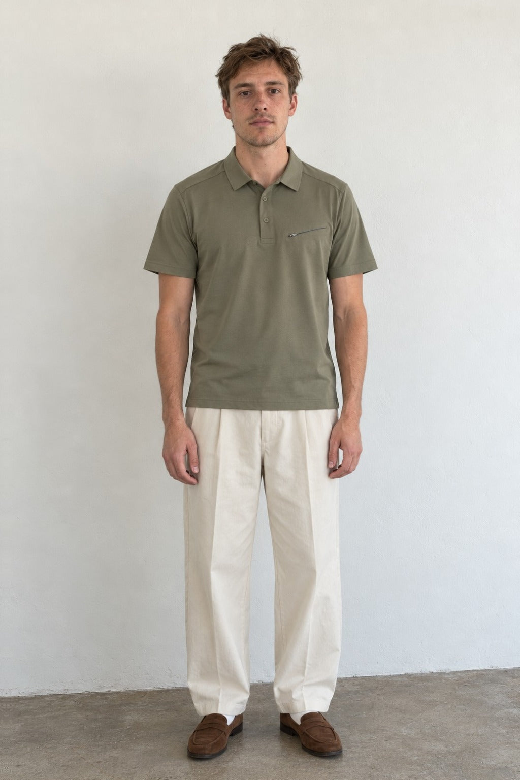Tempo Polo in Olive, front view on model